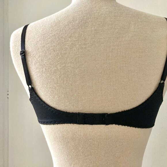 Black Victoria's Secret Lace Full Cup Bra - Picture 5 of 9